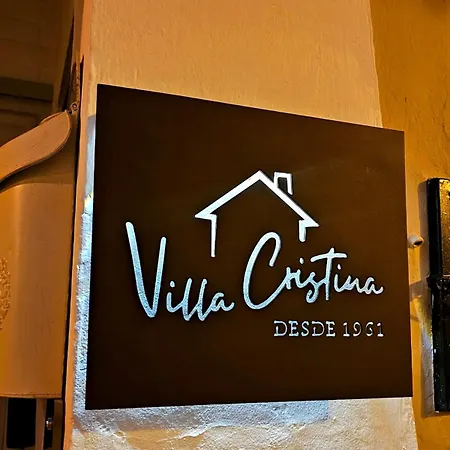 Cristina * Requena